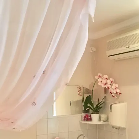 公寓 Adamo Apartman Haz