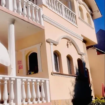 Apartament Adamo Apartmanhaz