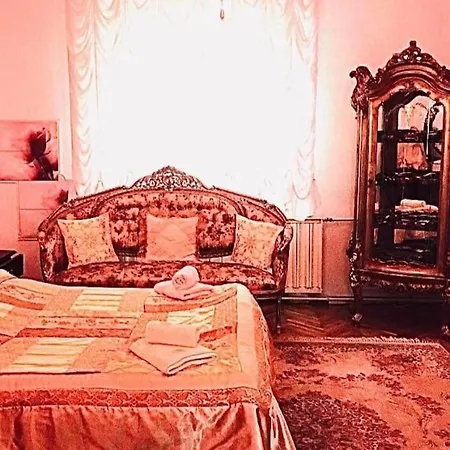 Adamo Haz アパート *